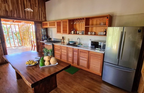 San Juan del Sur Casa | BEACHFRONT LUXURY -180° BAY VIEWS - INFINITY POOL - AND STUNNING OUTDOOR SPACES