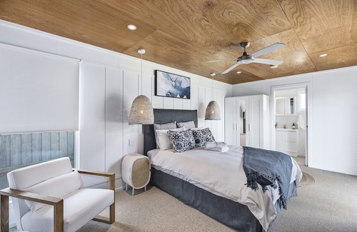 Wamberal Casa | Beachfront Luxury - ask about our WINTER specials
