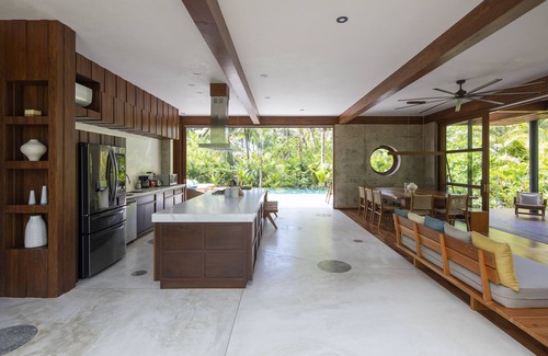Playa Hermosa Cóbano Villa | Beachfront Luxury Villa in Playa Hermosa "Medusa"