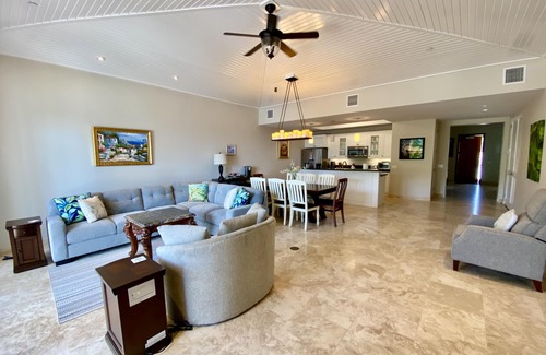 Estate Chocolate Hole and Great Cruz Bay Villa | Beachfront Luxury Villa-Jacuzzi,Kayaks, SUPs, Snorkel Gear, No Stairs, Near Town