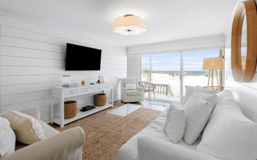 Sunnyside Apartamento | Beachfront Oasis by Oversee 30A