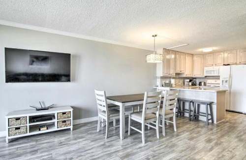 North Ocean City Apartamento | Beachfront Ocean City Condo with 2 Balconies and Views