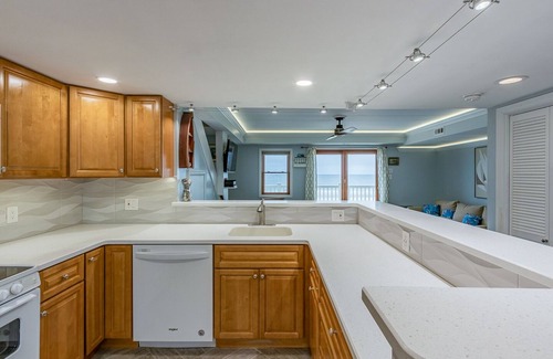 Sea Isle City Condominio | Beachfront, Ocean Views in the heart of downtown