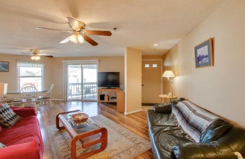 Ocean Park Apartamento | Beachfront Old Orchard Beach Condo with Balcony