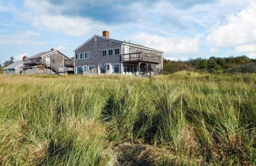 Orleans Casa | Beachfront on Skaket Water Views