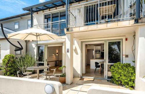Onetangi Apartamento | Beachfront on Waiheke