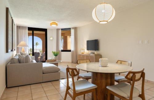 Candelero Abajo Apartamento | Beachfront Paradise 2br Crescent Beach Seaside