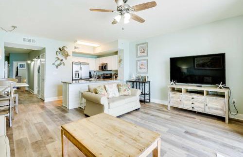 Miramar Beach Apartamento | Beachfront PCB Condo with Ocean View and Pool Access!