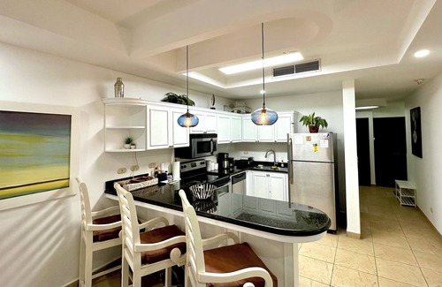 Barrio Los Villalobos Condominio | Beutiful Beachfront Penthouse Unit, 5th floor