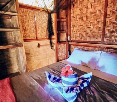 Catangnan Casa | Beachfront Private Bungalow
