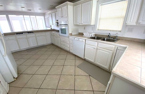 Grand Isle Casa | Beachfront Redfish- Coastal Realty Group