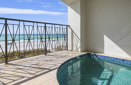 Delos Casa | Frangista Pearl |Beachfront | Remodeled | Heated Pool l Beach Gear |10 Beds