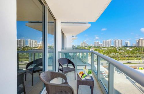 Sunny Isles Beach Apartamento | Beachfront Resort Pool Ocean View Balcony Gym