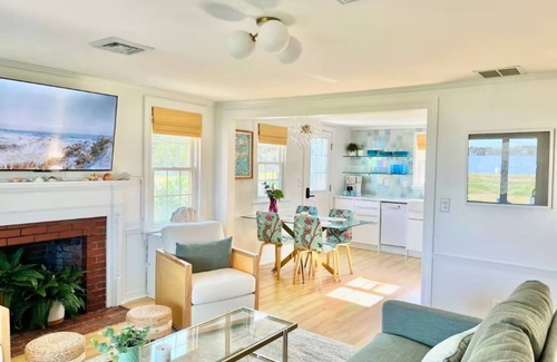 South Dennis Casa | Beachfront - Sauna - Screened Patio - 2 King Beds - Dogs Encouraged!