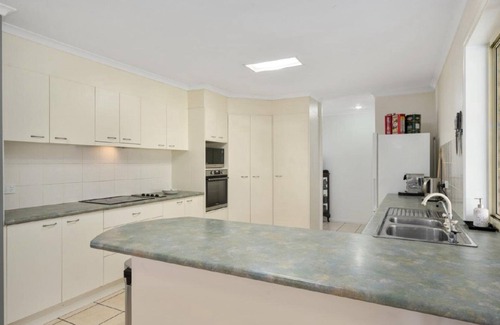 Godwin Beach Casa | BEACHFRONT - Seaview Bungalow