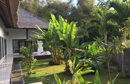 Umeanyar Villa | Villa frente al mar Amplio Lujo En Seririt Lovina Área