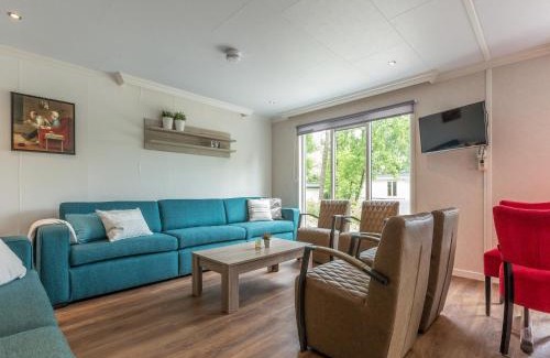 De Bult Casa | Beachfront Stay for Groups