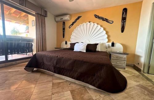 Marina Vallarta Apartamento | Beachfront Stay with 3 Pools Spa Gym Kids Club and Tennis