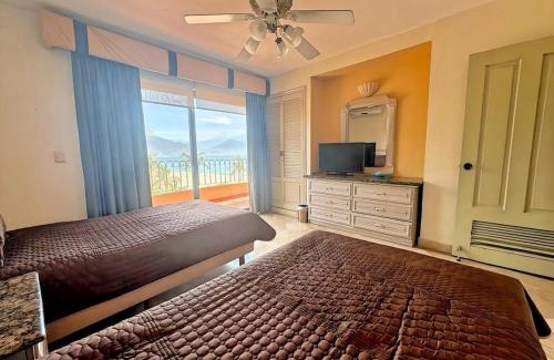 Marina Vallarta Apartamento | Beachfront Stay with 3 Pools Spa Gym Kids Club and Tennis