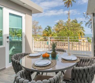 Dorado Pueblo Apartamento | Beachfront Studio 7 Oceanview Priv Ter Pool