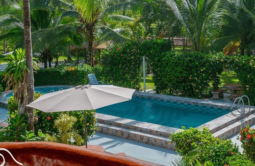 Parrita Apartamento | Beachfront Studio Cinco at Tranquilidad Resort