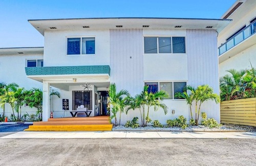 North Beach Apartamento | Beachfront Studio Hollywood Boardwalk Parking
