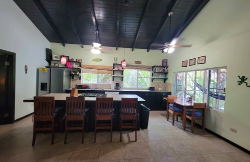 Río Sittee Casa | SUN y SEA BEACH HOUSE se encuentran en su propia playa privada en el Mar Caribe.