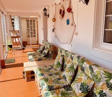 Vilarrube Casa | Beachfront Surf & Holiday House, Charming & Quiet