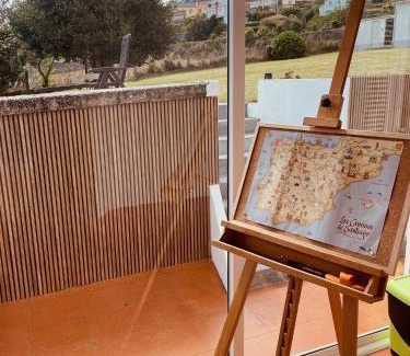 Vilarrube Casa | Beachfront Surf & Holiday House, Charming & Quiet
