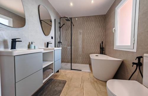 Estepona Casa | Beachfront Townhouse Estepona