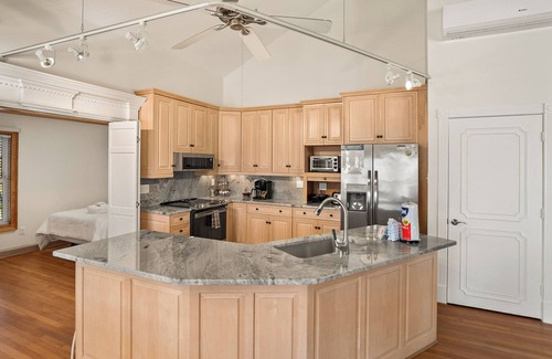 Beachwalk Casa | Beachfront, Large Deck, Sleeps 9-11, Open, Airy & Spacious