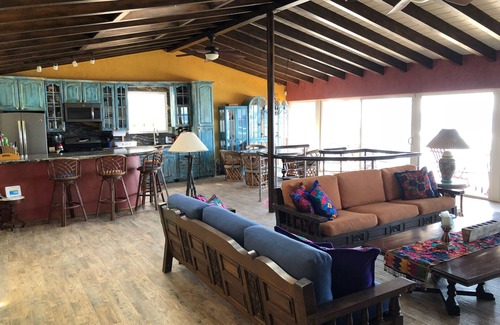 La Fonda Casa | Alquiler de vacaciones frente al mar