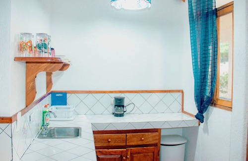 Santa Barbara Casa | Beachfront villa 5 BR/4 BA, private pool, free parking, seconds from the beach
