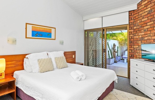 Sapphire Beach Casa | Beachfront Villa - Welcome to our stunning 2 bedroom, 2 bathroom beachfront villa