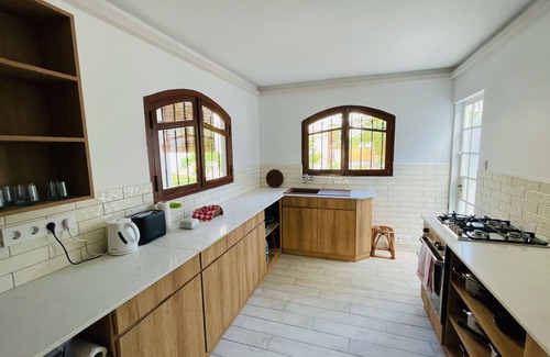 Pointe D'esny Casa | Beachfront Villa Miramar***** Private Beach