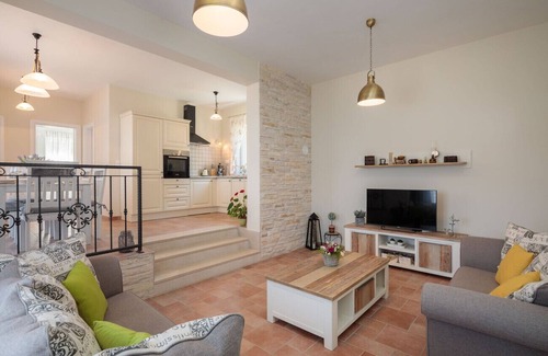 Pridraga Villa | Beachfront villa Noa with heated pool