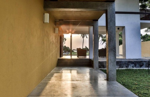 Irrakkakandi Casa | Villa frente al mar / En la playa de Nilaveli