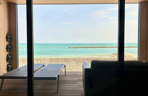 Awaji Casa | Beachfront villa with sauna just 30 seconds walk to the sandy beach/Awaji Hyōgo
