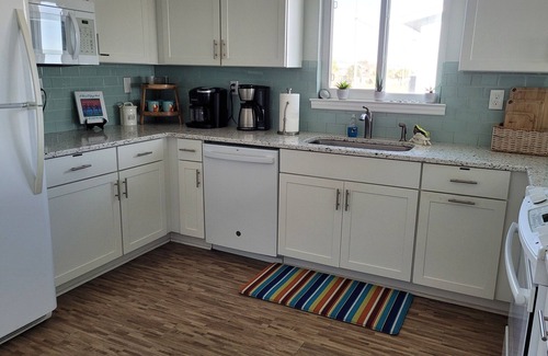 East End Condominio | BEACHFRONT Gorgeous View!!! OCEANFRONT Sunday to Sunday