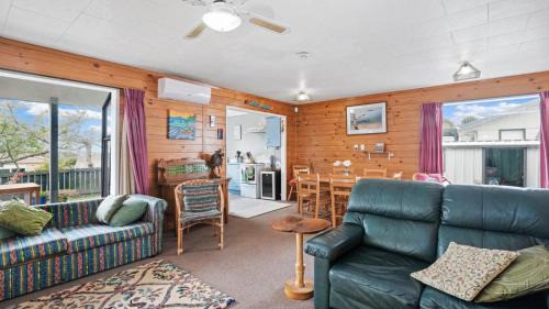 Snells Beach Casa | Beachglen - Snells Beach Holiday Home