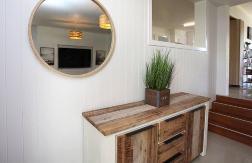 Dicky Beach Casa | Beachhouse on Neill