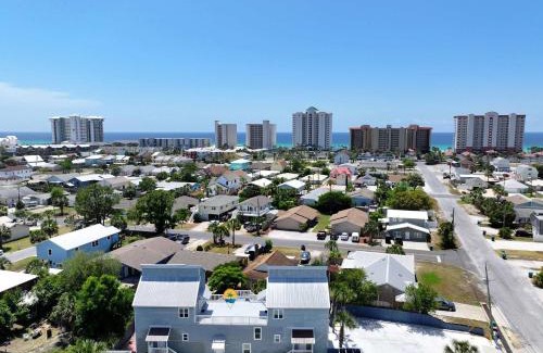 Holiday Beach Casa | BeachLife Unit ABC Getaway Sleeps 34
