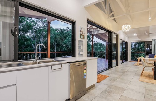 Agnes Water Casa | Beachlover - Brand new, beautiful beach inspired, air-conditioned, four bedroom home in Agnes Water