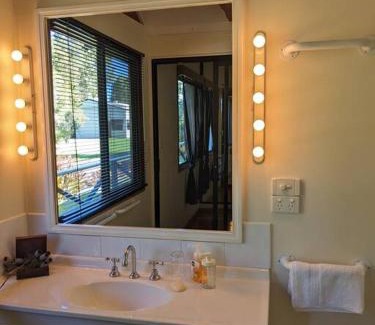 Beachmere Casa | Beachmere Escape