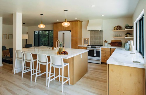 Oxnard Shores Casa | Beachmont Oceanview Villa – Spacious & Stylish 5BR Getaway