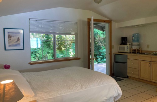 Haines Cabina | Beachroadhouse