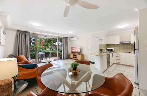 Miami Apartamento | Beachside 2-Bed with Parking, Pool, Spa & BBQ