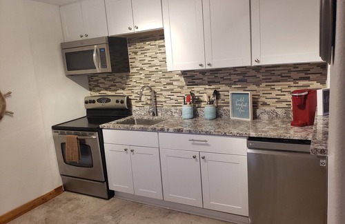 Daytona Beach Casa | Beachside 2BR Daytona Beach Shores private home