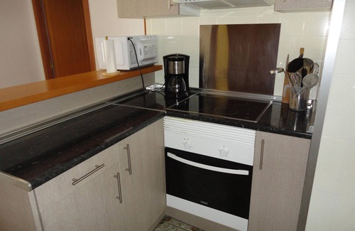 Torredembarra Apartamento | Apartamento en Torredembarra a 150m de la playa con 3 dormitorios, terraza y piscina comunitaria