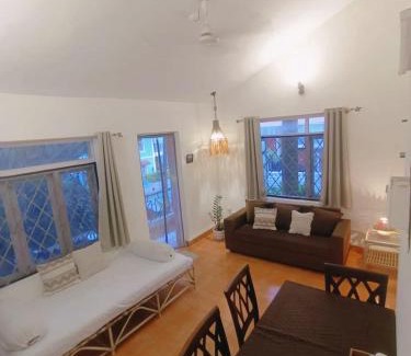 Sinquerim Casa | Beachside Apartment - Cozy By The Sea Goa